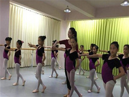 培养才艺报什么培训班 小舞星艺术中心开启成长之路